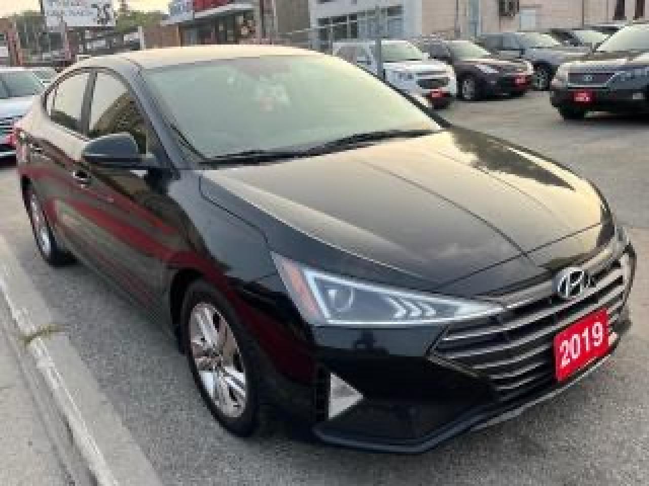2019 Hyundai Elantra Preferred-LOW KMS-BACK CAM-BLUTOOTH-HEATED SEATS