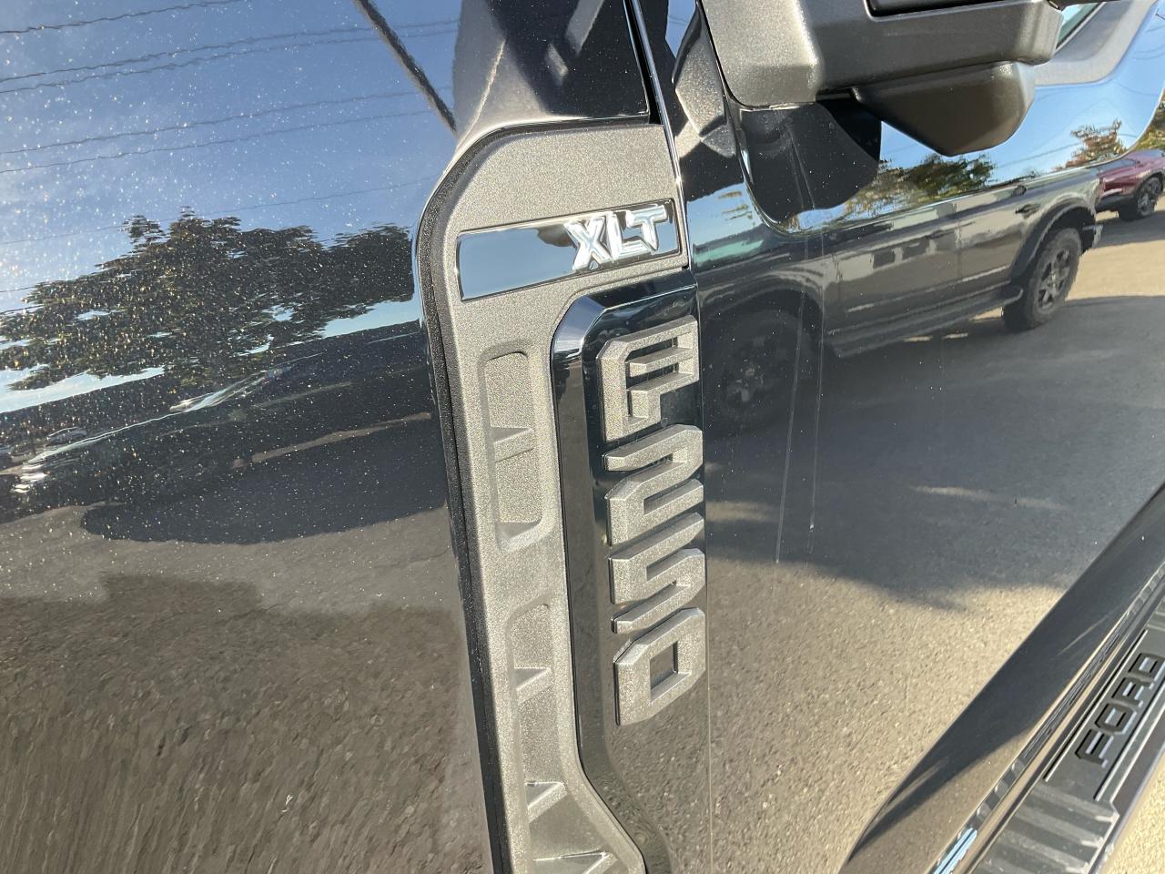 2026 Ford F-250 Super Duty SRW XLT Photo5