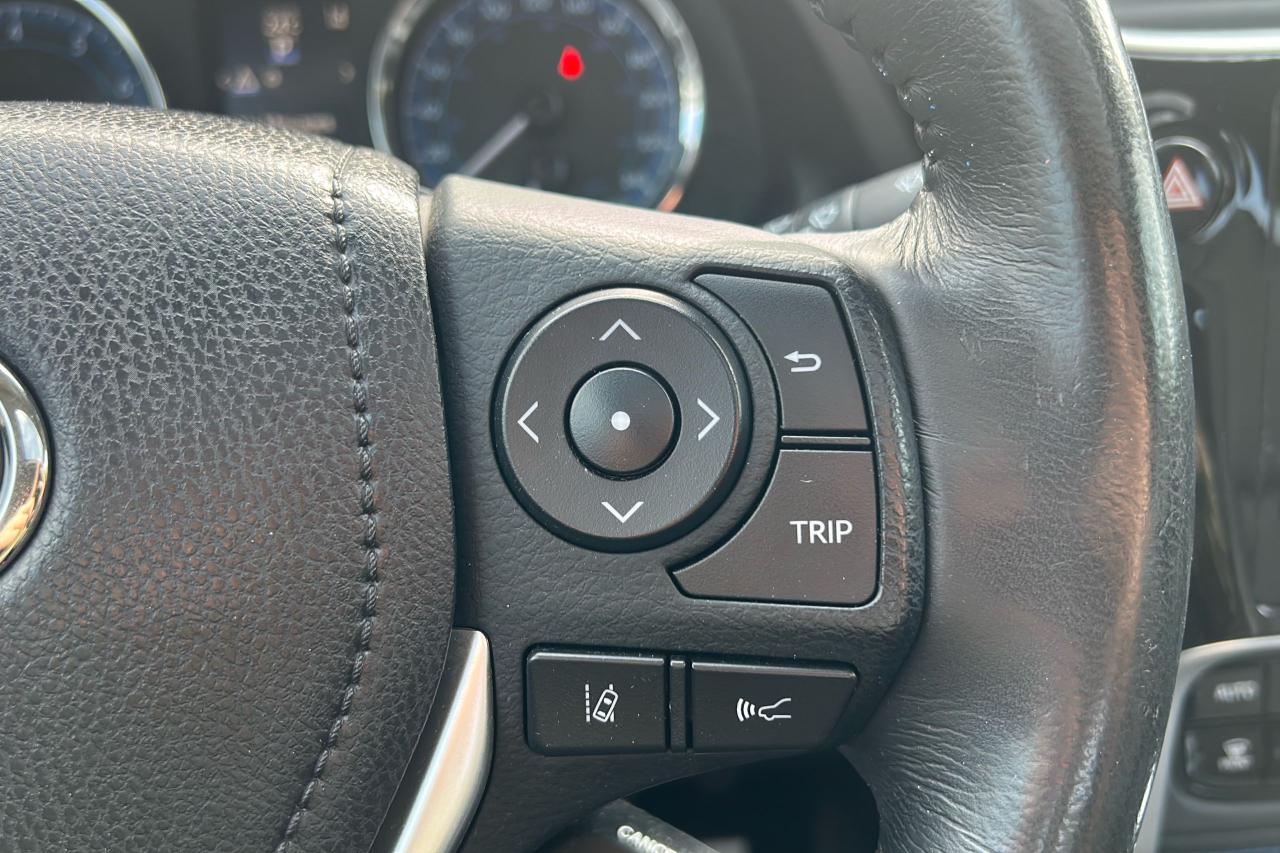 2018 Toyota Corolla CE REBUILT TITLE - Photo #17