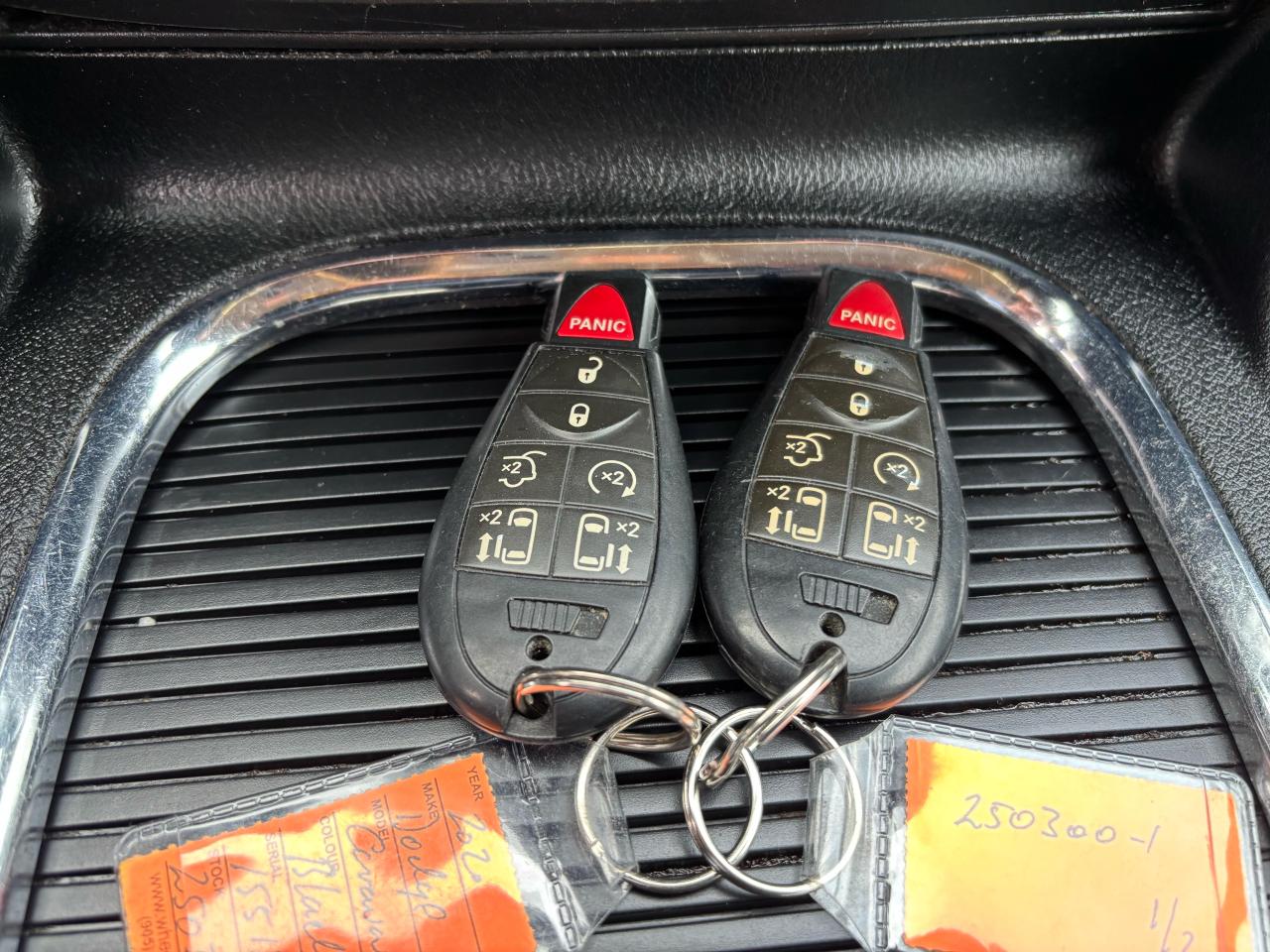 2020 Dodge Grand Caravan Premium Plus NAVIGATION/CAMERA... - Photo #7