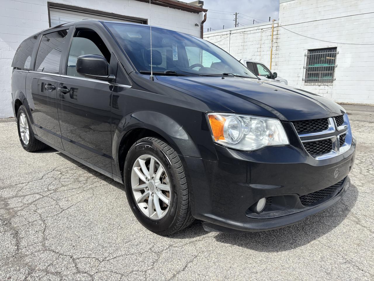 2020 Dodge Grand Caravan PREMIUM PLUS Photo