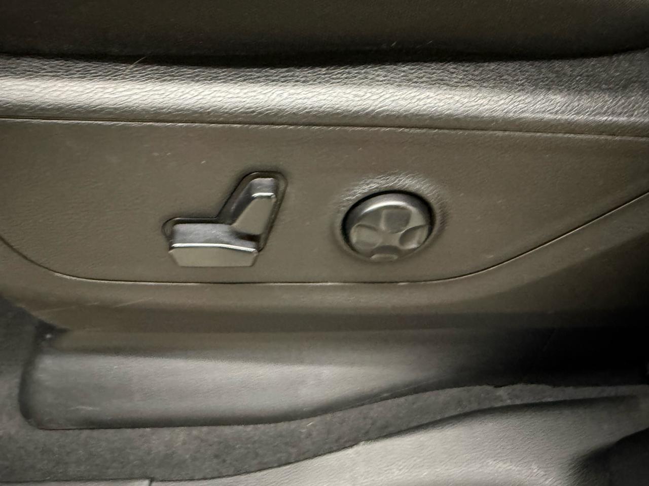 2019 RAM 1500 Big Horn - Photo #12