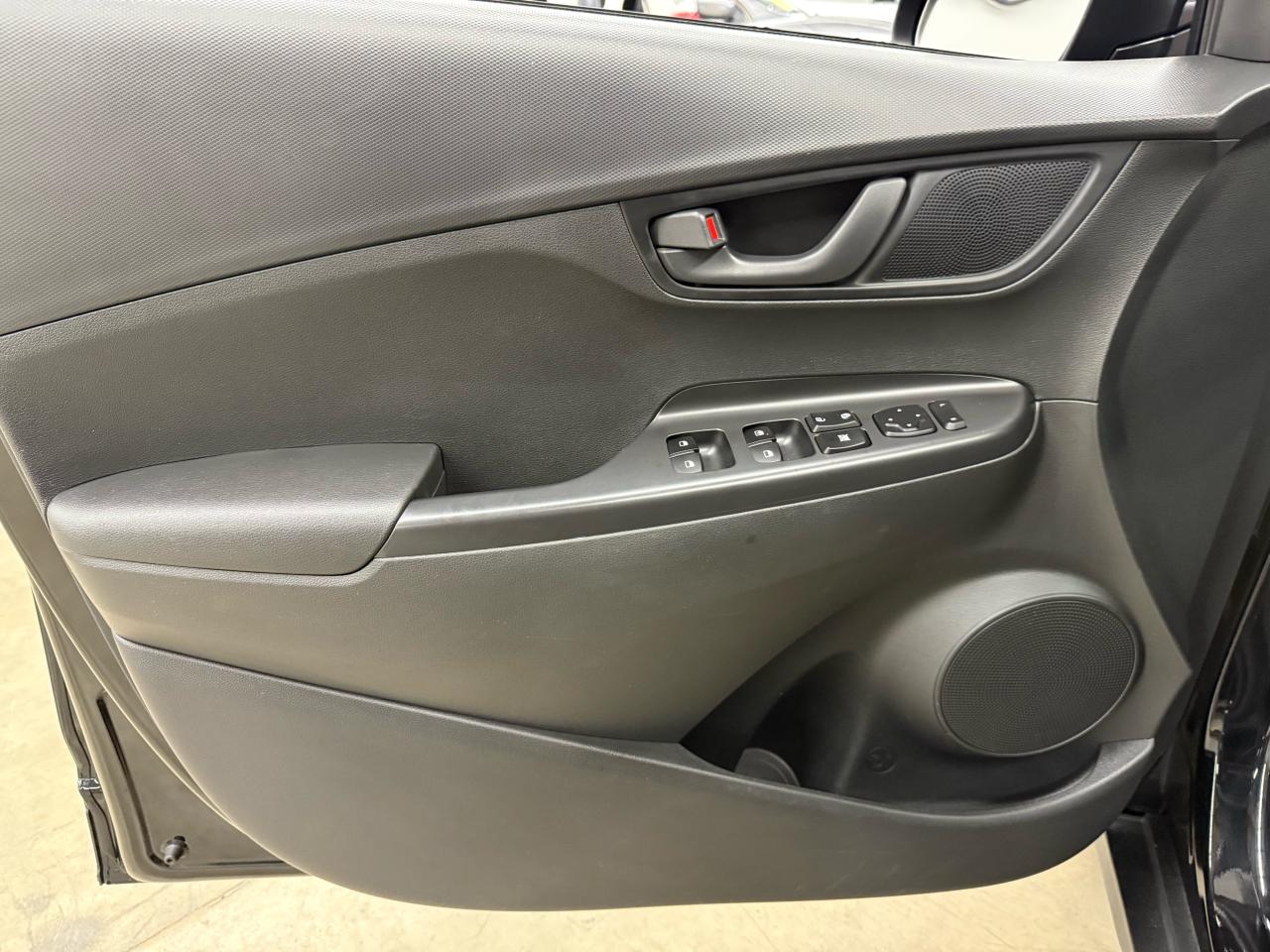2019 Hyundai KONA Essential - Photo #12
