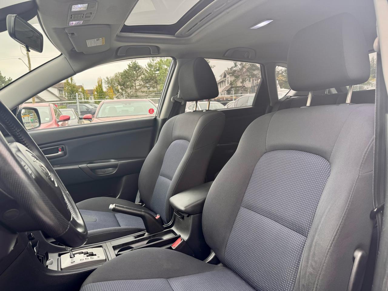 2006 Mazda MAZDA3 FINANCING AVAILABLE Photo9