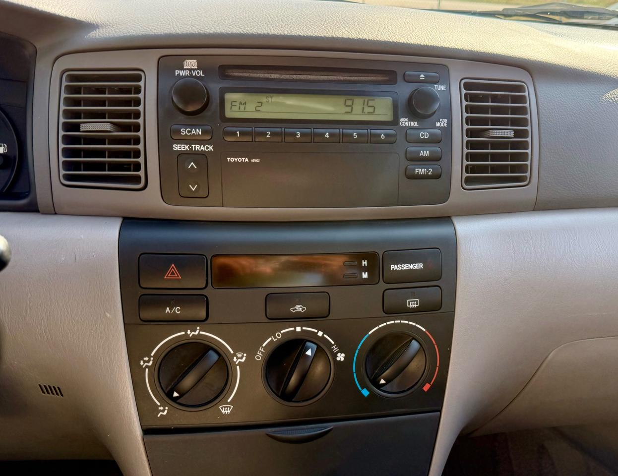 2003 Toyota Corolla FINANCING AVAILABLE Photo13
