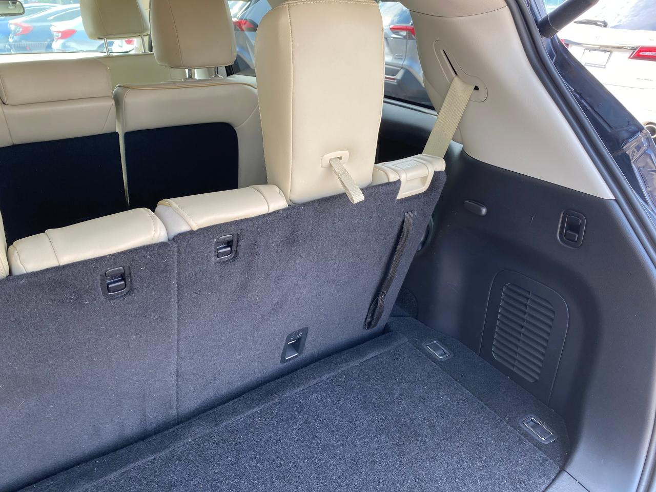 2015 Infiniti QX60 Premium - Photo #16