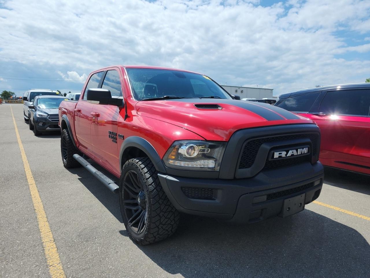 2021 RAM 1500 Classic WARLOCK 4X4 CREW CAB 5'7" BOX
