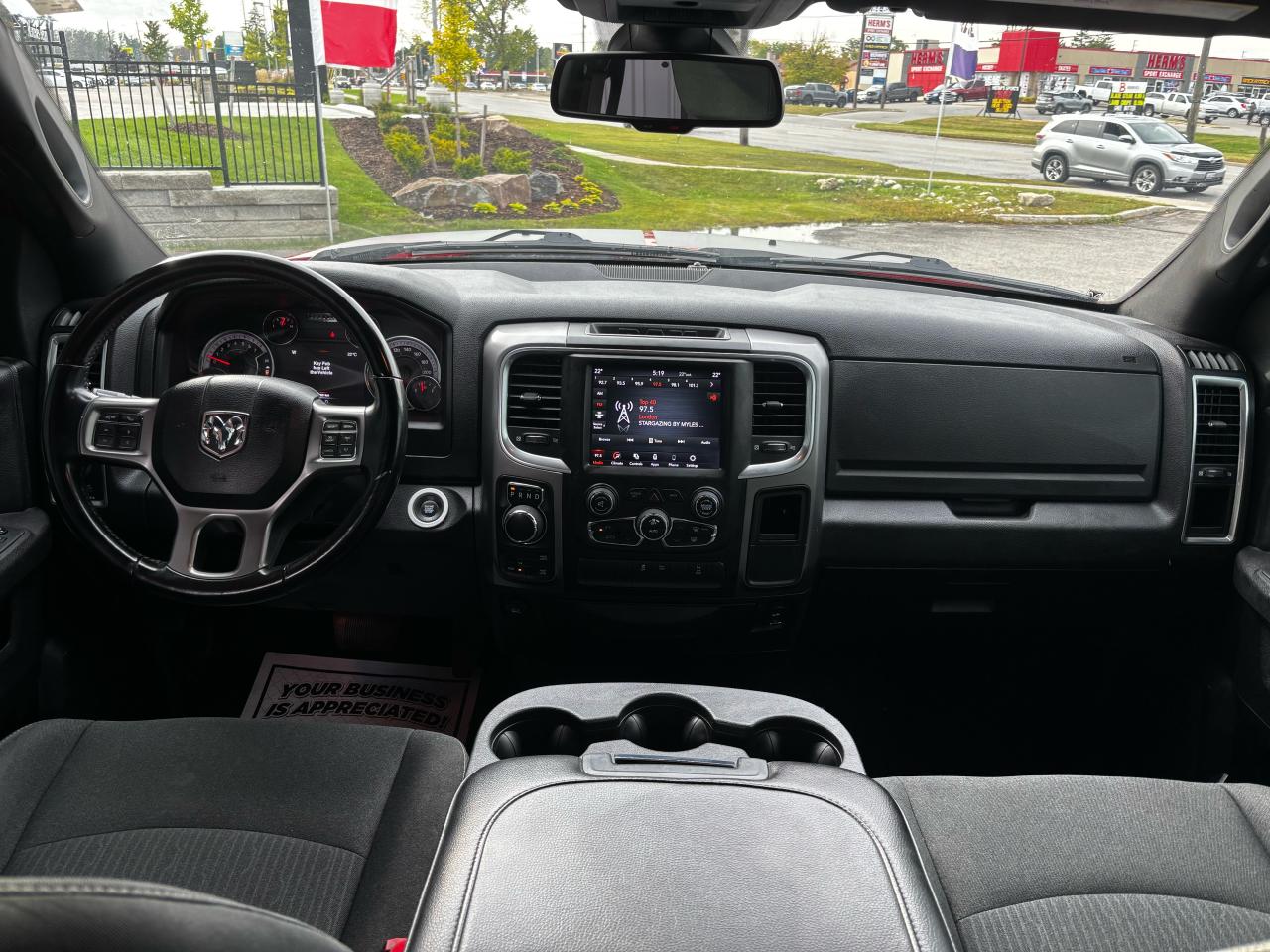 2021 RAM 1500 Classic WARLOCK 4X4 CREW CAB 5'7" BOX - Photo #11