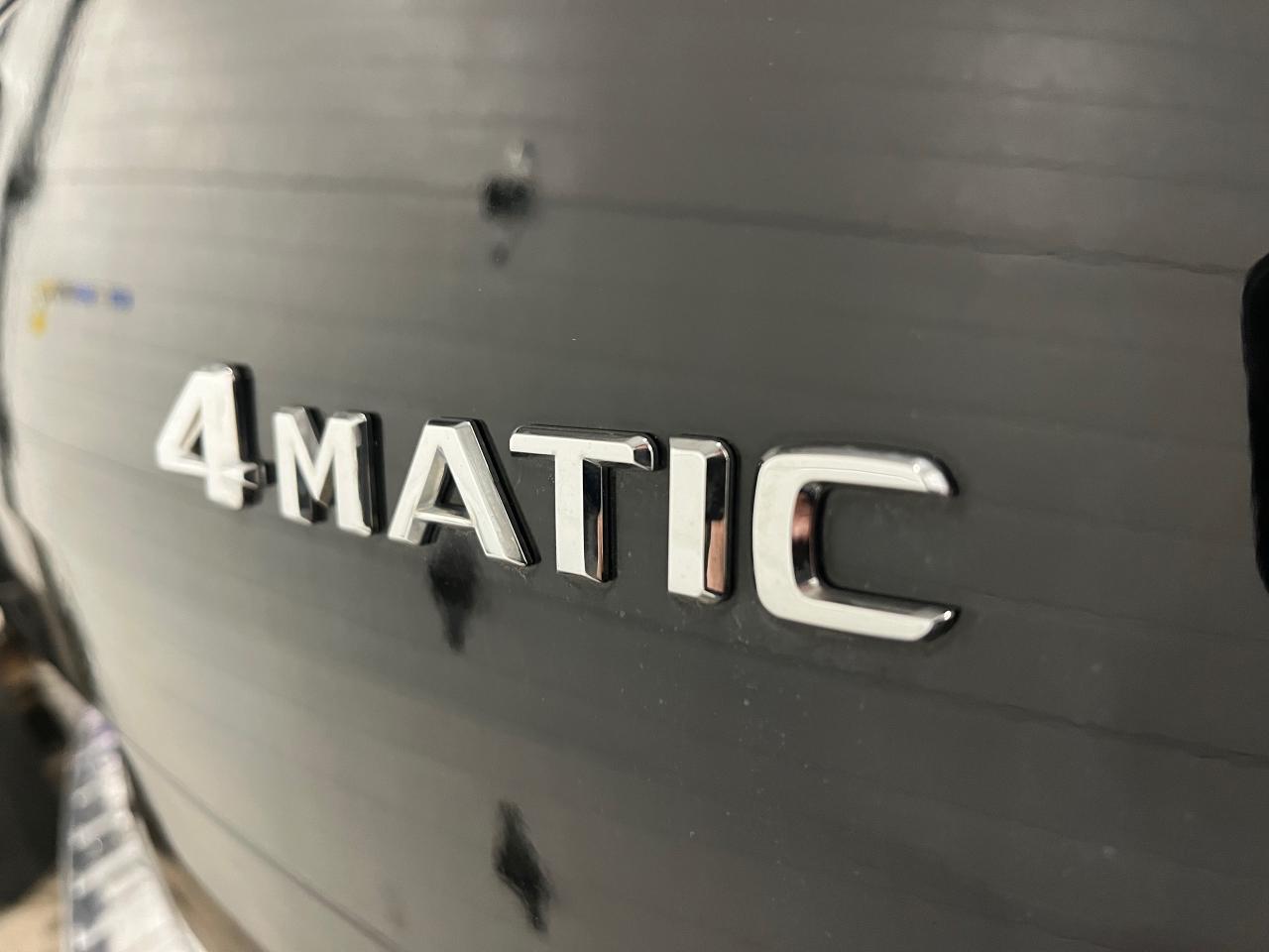 2011 Mercedes-Benz GLK-Class 4MATIC 4dr GLK 350 - Photo #4