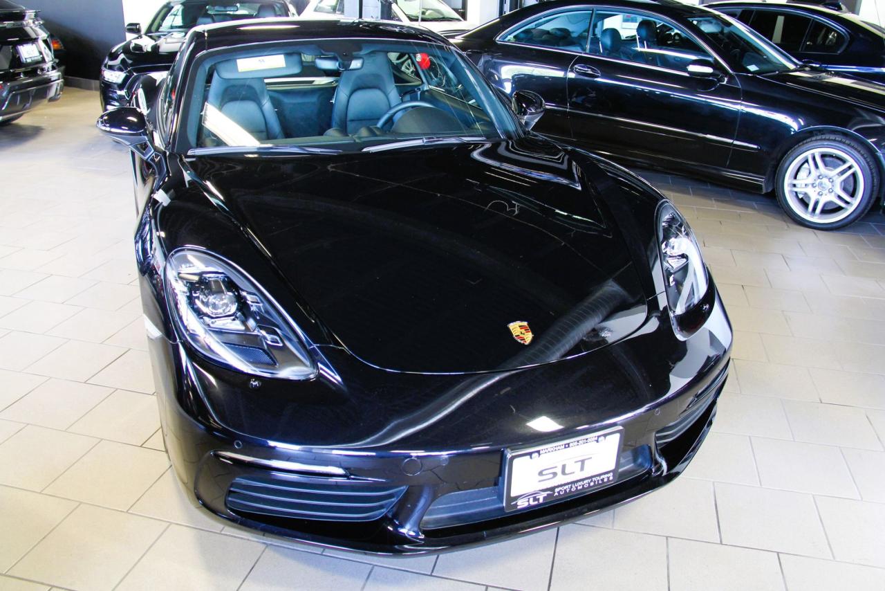 2024 Porsche 718 Cayman S Photo