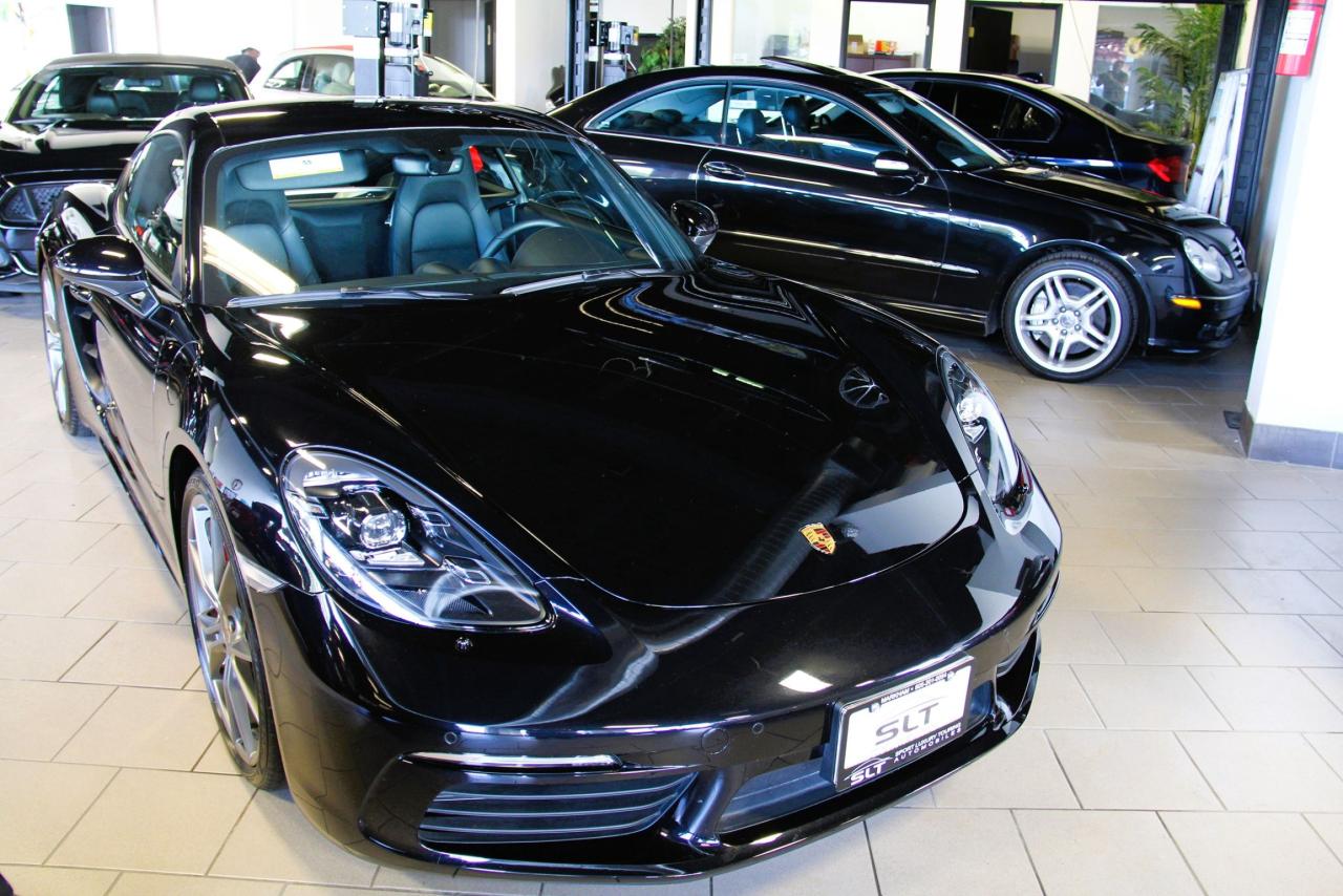 2024 Porsche 718 Cayman S Photo