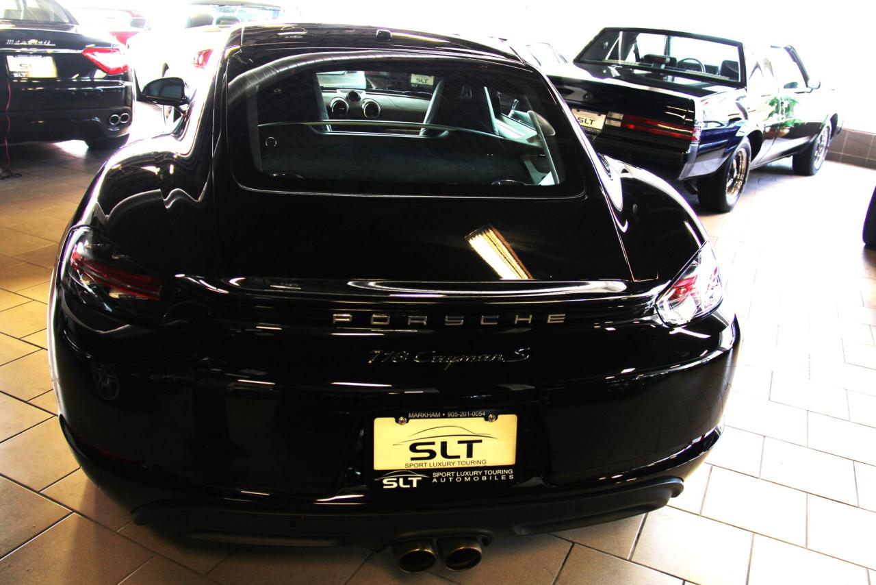 2024 Porsche 718 Cayman S Photo