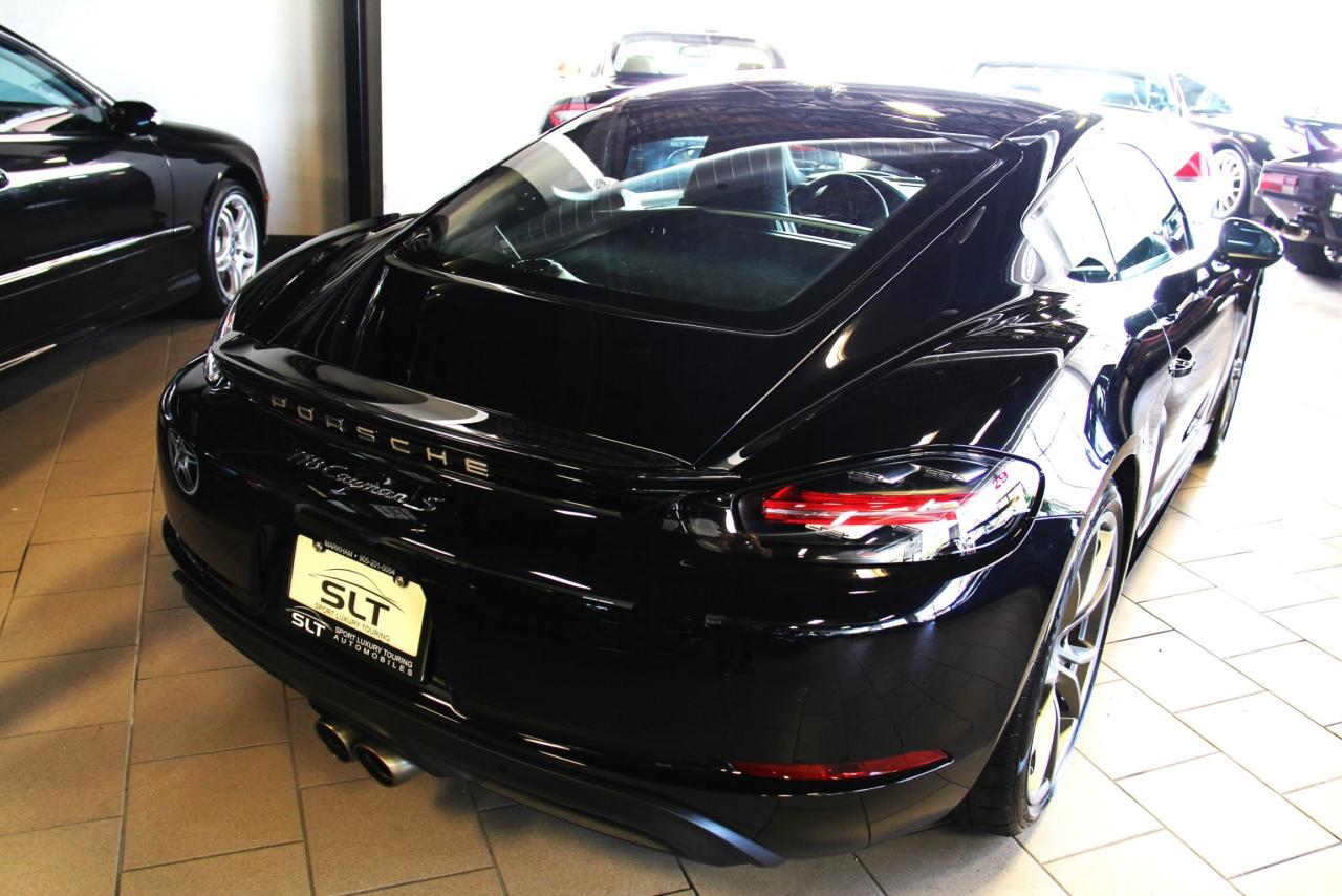 2024 Porsche 718 Cayman S Photo