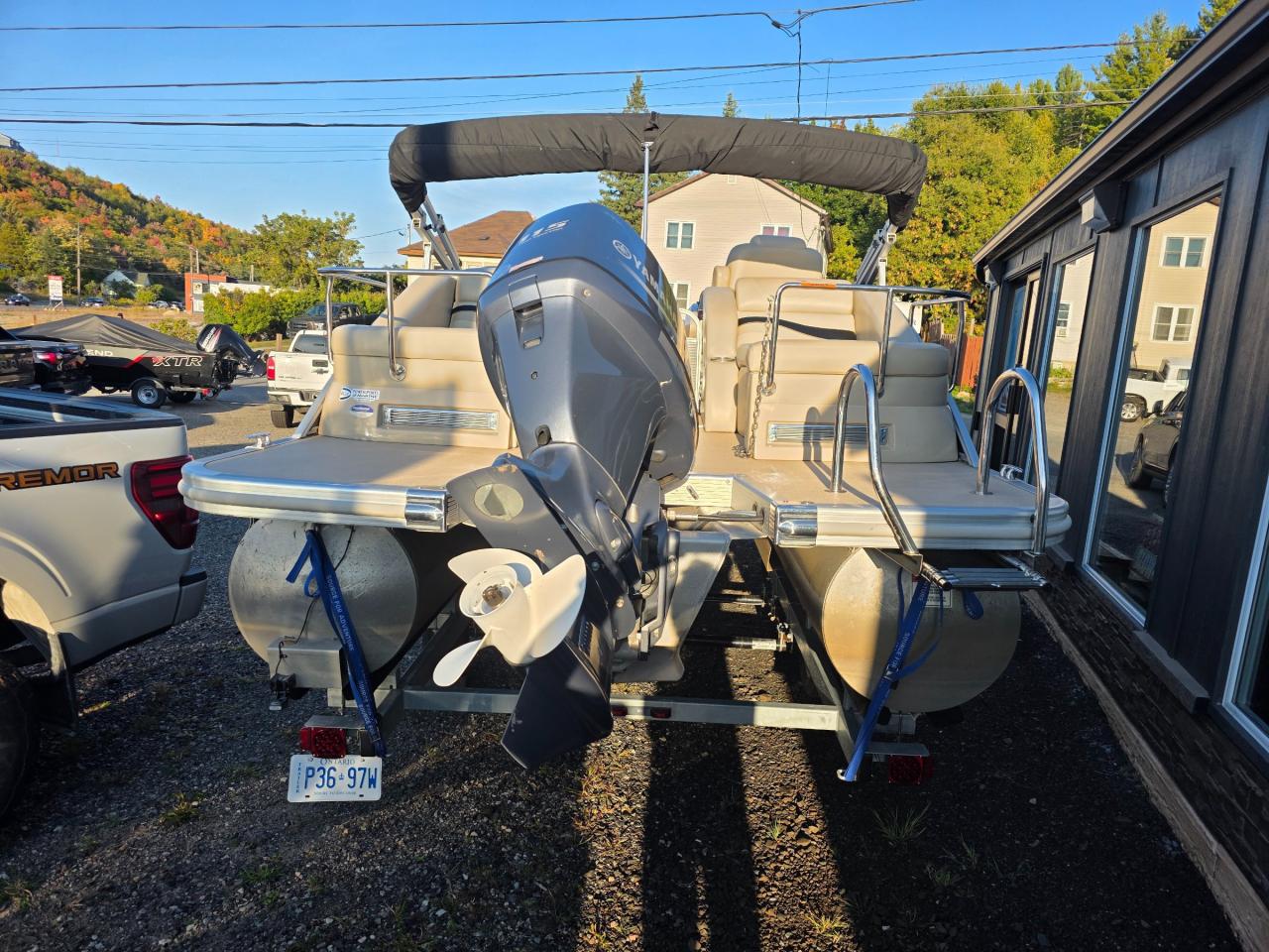 2012 - BENNINGTON BENNINGTON 2275RCW Photo