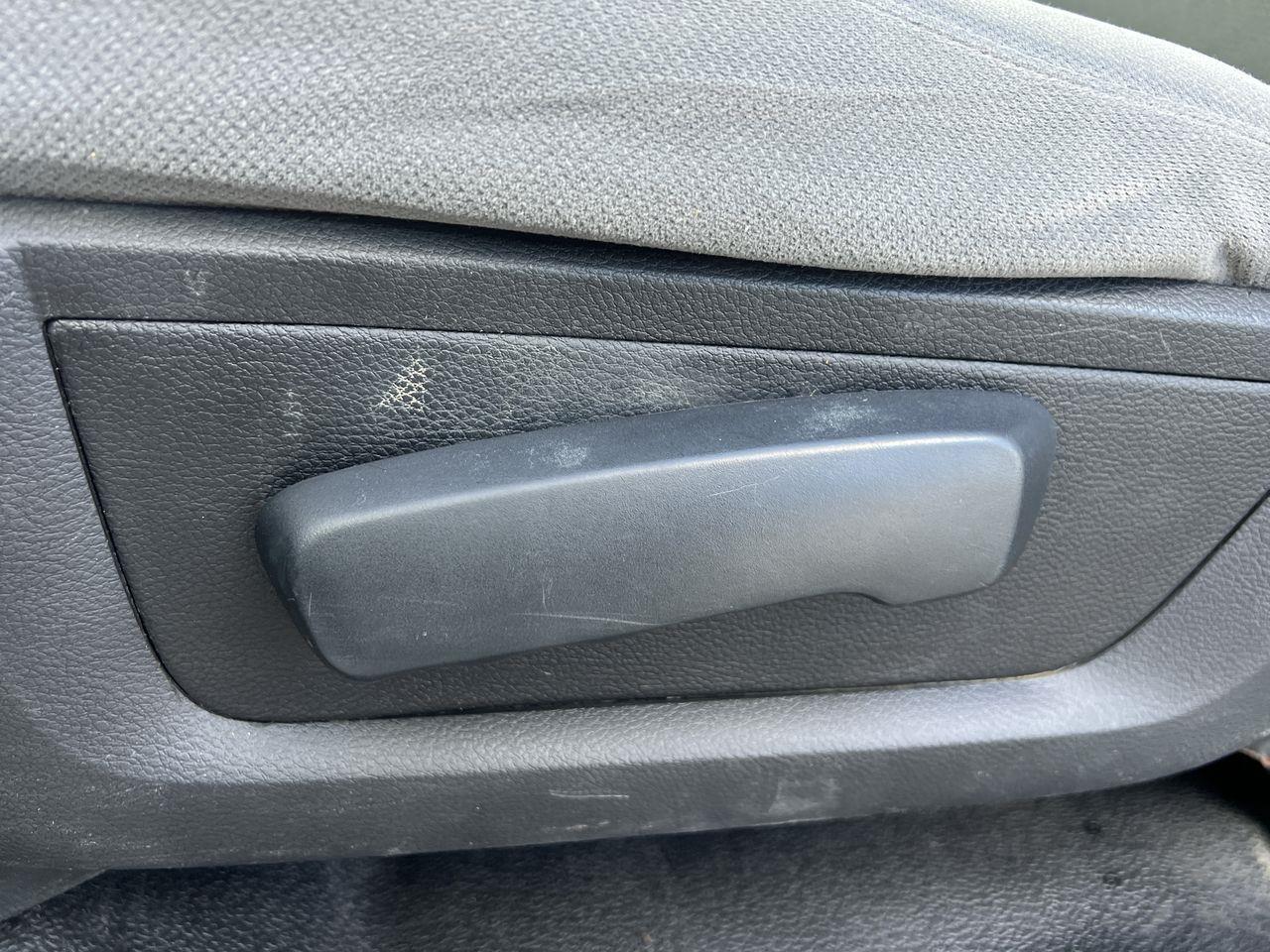 2016 RAM 5500 Chassis ST/SLT DUMP TRUCK!! Photo