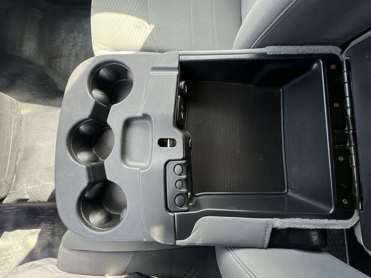 2016 RAM 5500 Chassis ST/SLT DUMP TRUCK!! Photo