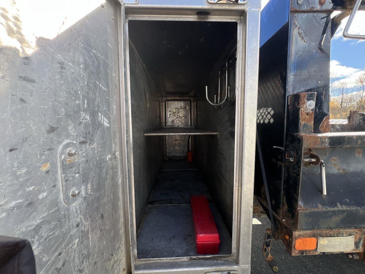 2016 RAM 5500 Chassis ST/SLT DUMP TRUCK!! Photo