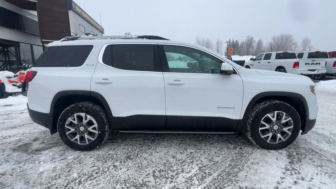 2023 GMC Acadia SLE AWD, 6 PASSENGER, SIRIUS XM, CRUISE CONTROL, BACK UP CAM, POWER LIFTGATE, REAR A/C!! Photo4