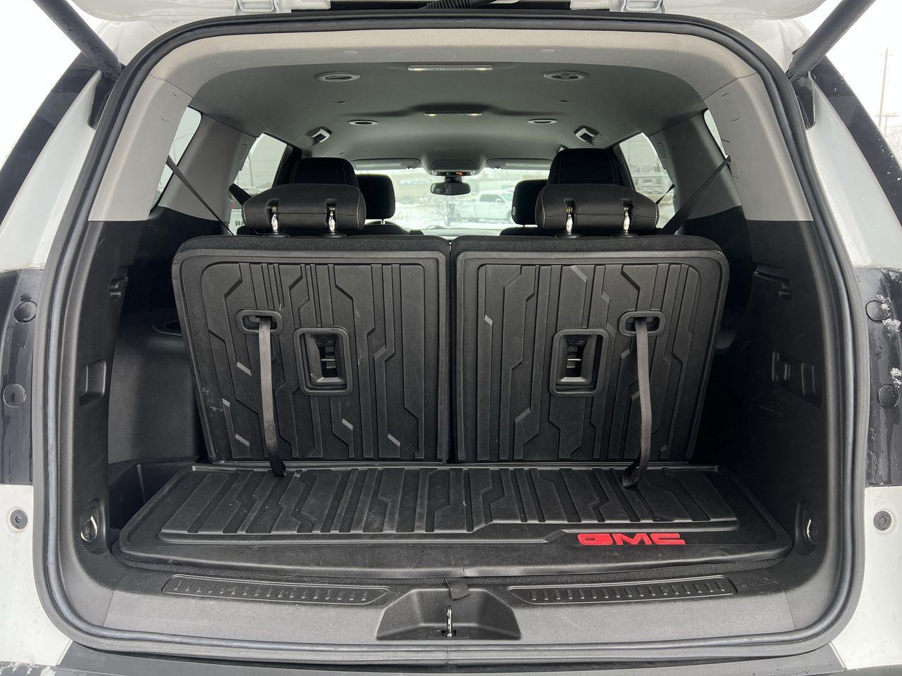 2023 GMC Acadia SLE AWD, 6 PASSENGER, SIRIUS XM, CRUISE CONTROL, BACK UP CAM, POWER LIFTGATE, REAR A/C!! Photo