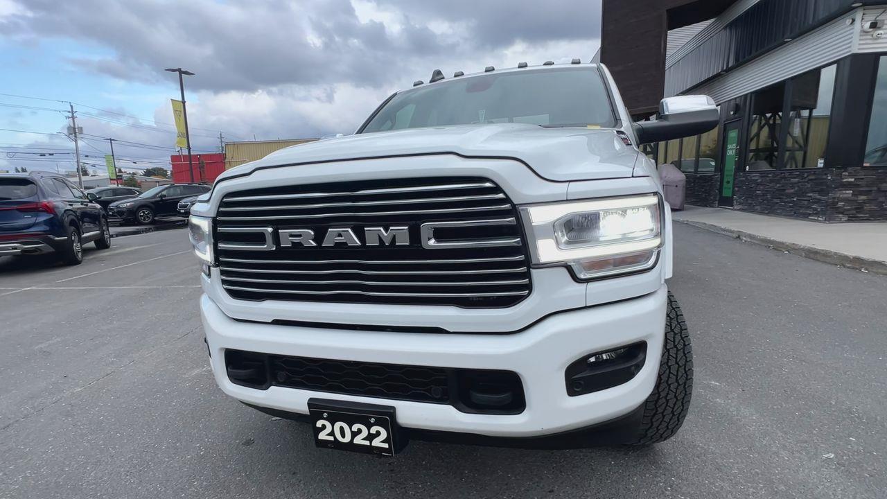 2022 RAM 3500 Laramie 4X4, LEATHER SEATS, SIRIUS XM, NAV, CRUISE CONTROL, BACK UP CAM!! Photo