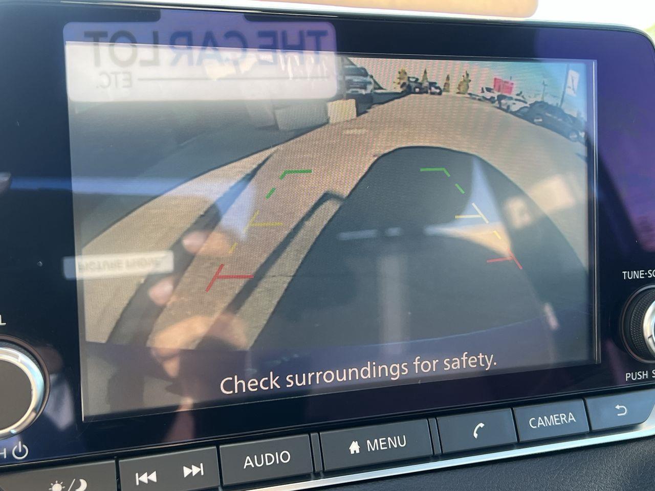 2021 Nissan Sentra SV MOONROOF, SIRIUS XM, CRUISE CONTROL, BACK UP CAM!! Photo