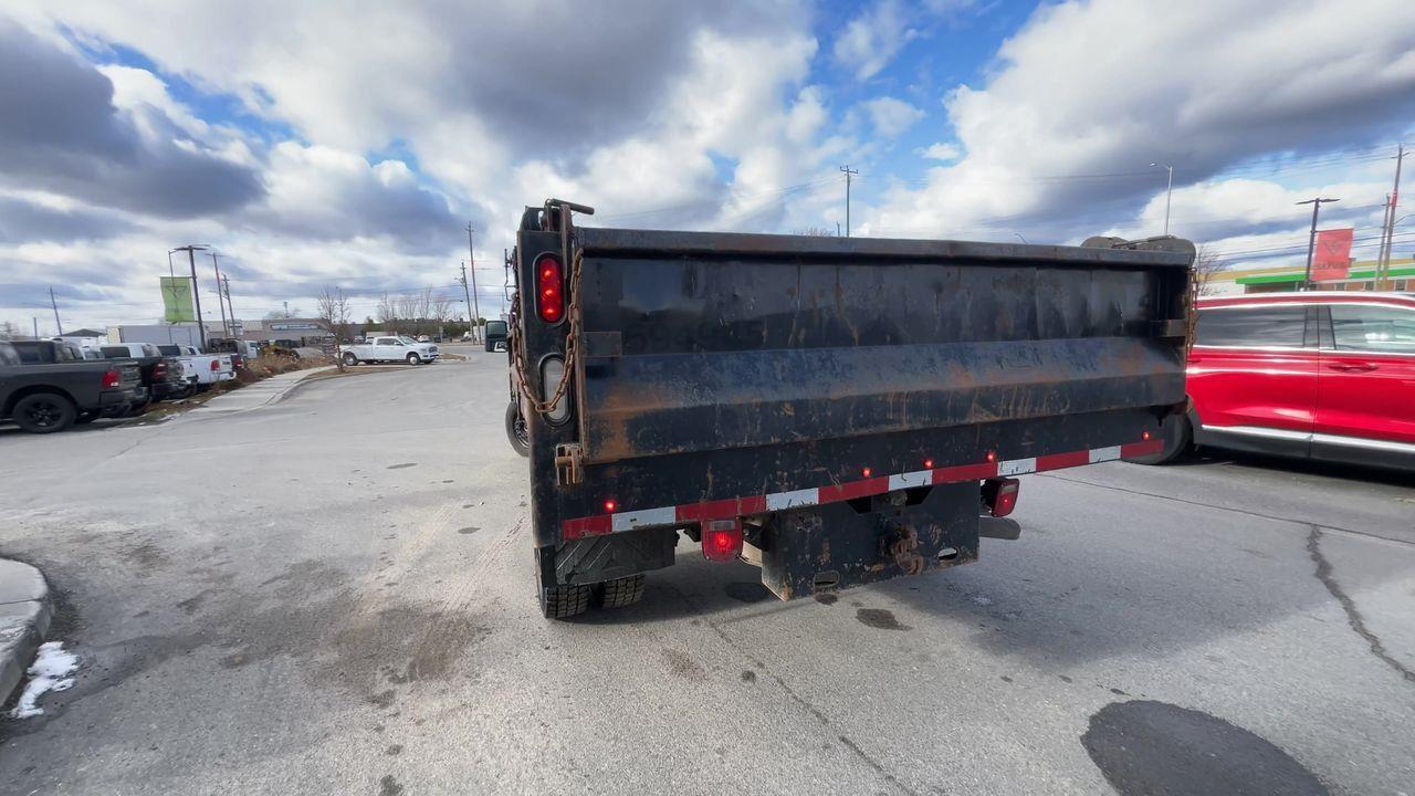 2015 Ford F-550 Chassis XL DUMP TRUCK!! DIESEL, 3 PASSENGER!! Photo