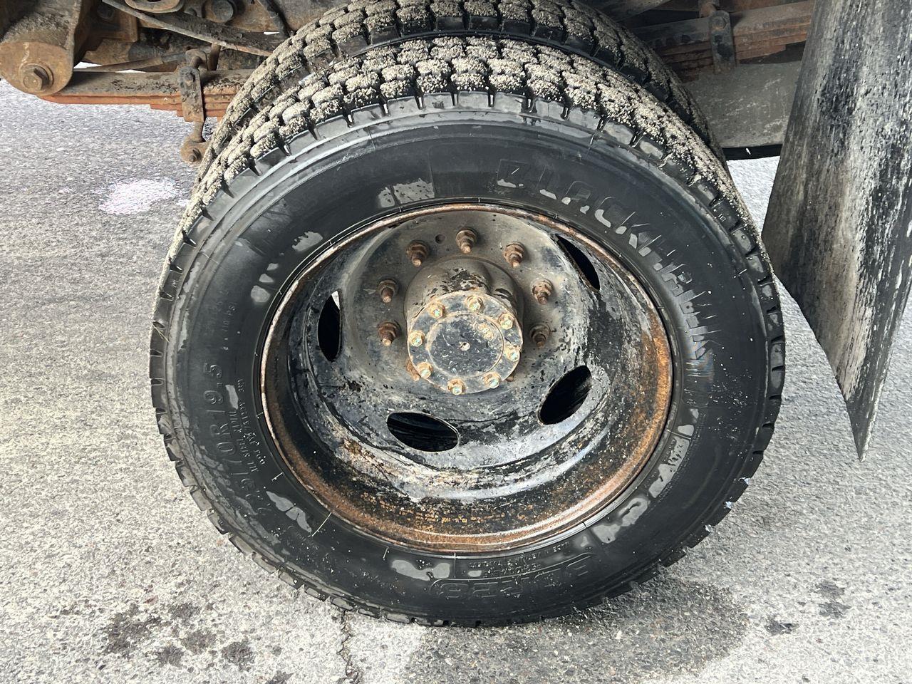 2015 Ford F-550 Chassis XL DUMP TRUCK!! DIESEL, 3 PASSENGER!! Photo