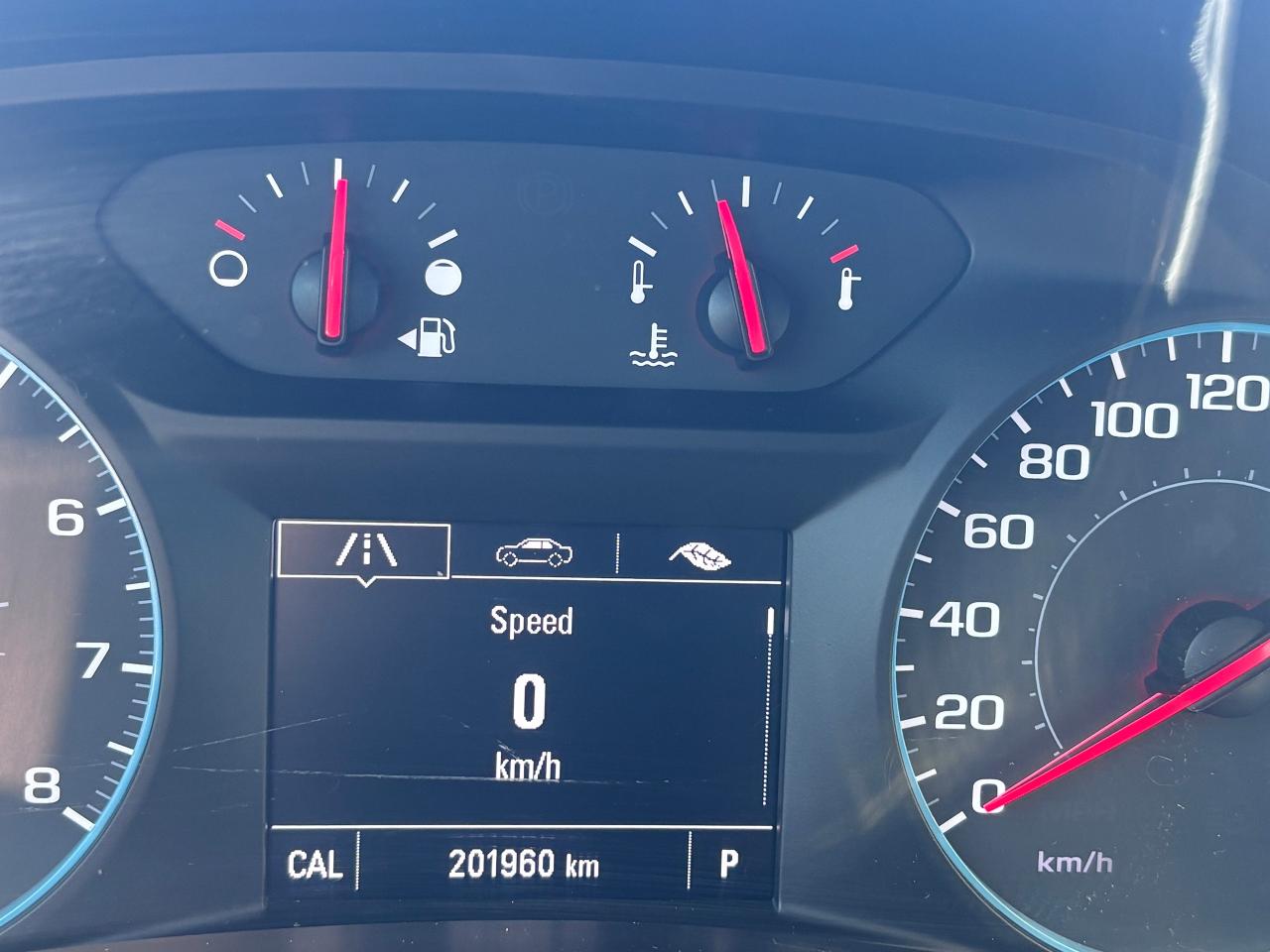 2018 Chevrolet Equinox GREAT DEAL SUPER CLEAN! - Photo #14