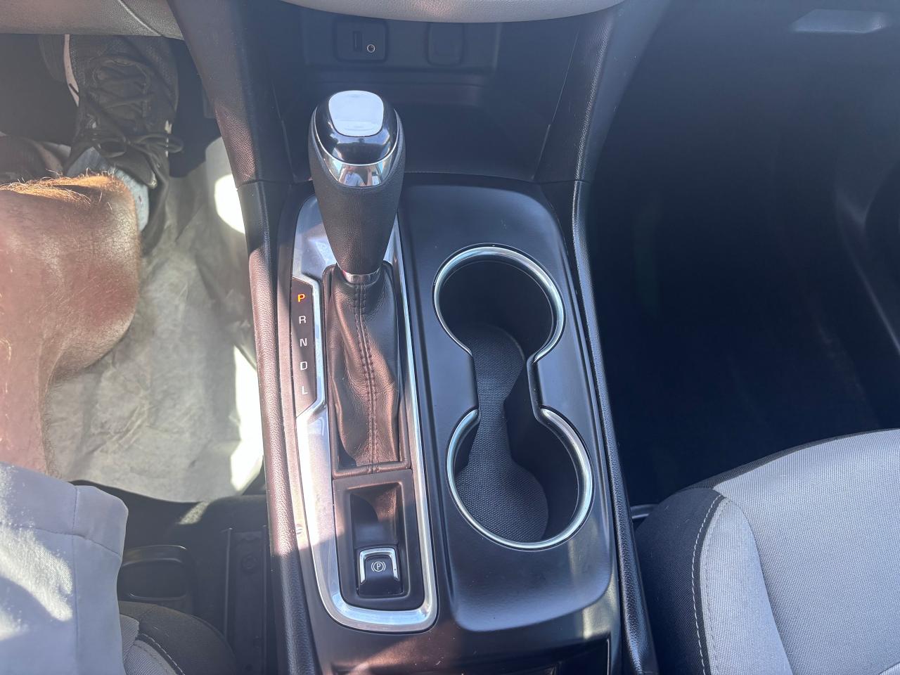 2018 Chevrolet Equinox GREAT DEAL SUPER CLEAN! - Photo #16