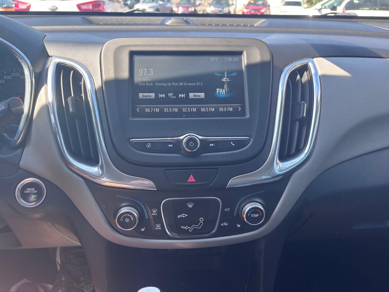 2018 Chevrolet Equinox GREAT DEAL SUPER CLEAN! - Photo #15