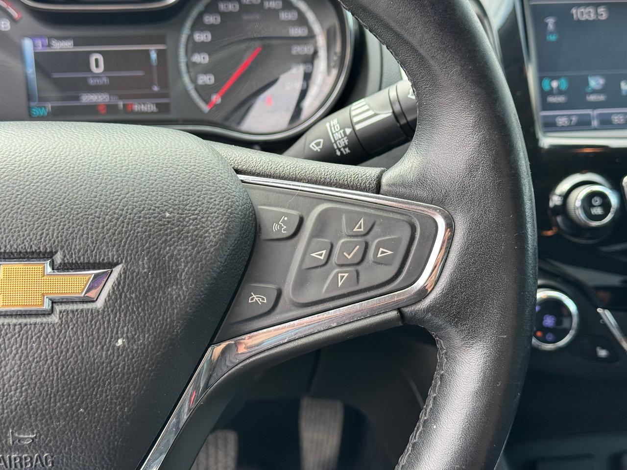 1761660608