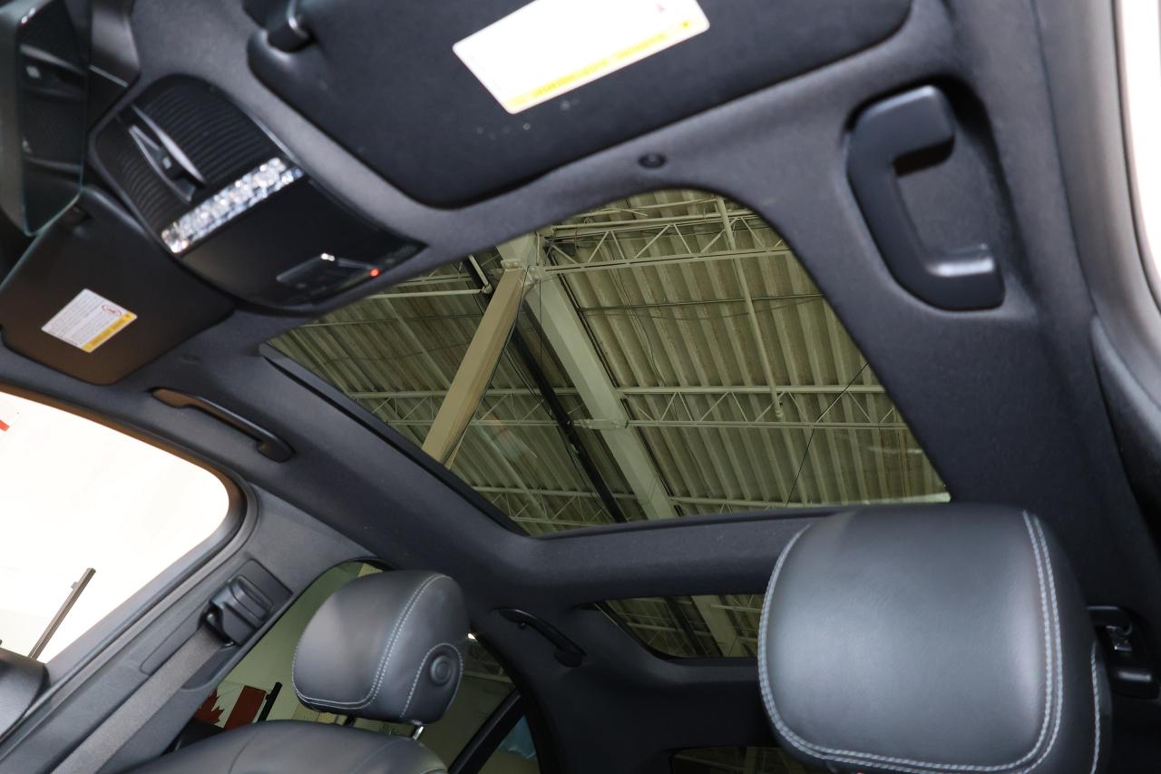 2021 Mercedes-Benz C-Class C300 4MATIC - AMGPKG|PANO|NAVI|CAMERA|BLINDSPOT - Photo #9