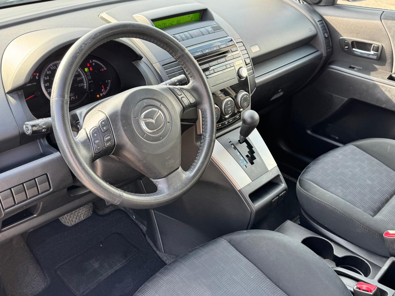 2010 Mazda MAZDA5 GS **FUEL SAVER**CERTIFIED** - Photo #17