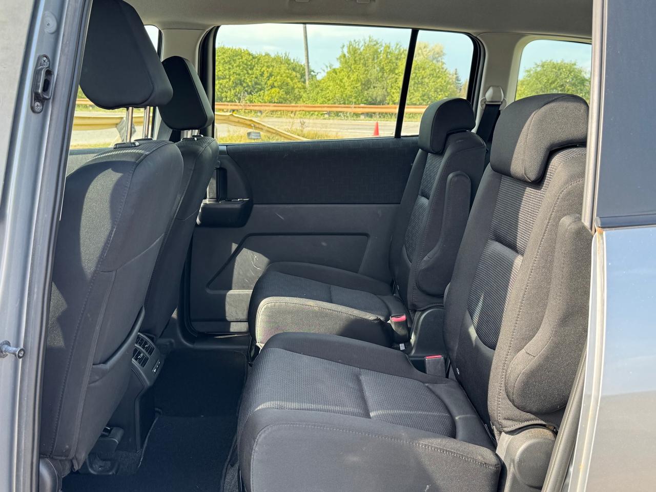 2010 Mazda MAZDA5 GS **FUEL SAVER**CERTIFIED** - Photo #28