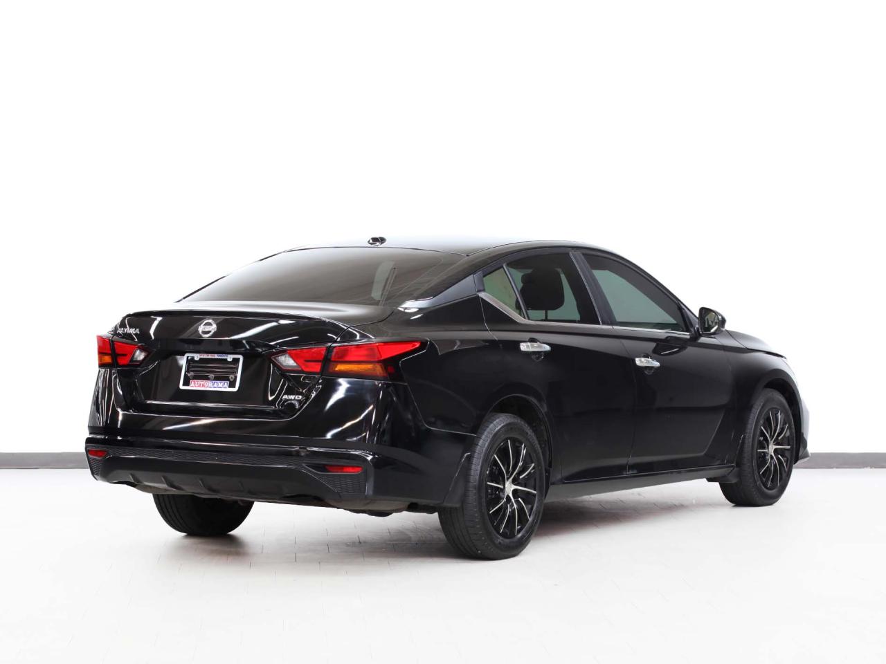 2021 Nissan Altima PLATINUM | AWD | Nav | Leather | Sunroof | CarPlay