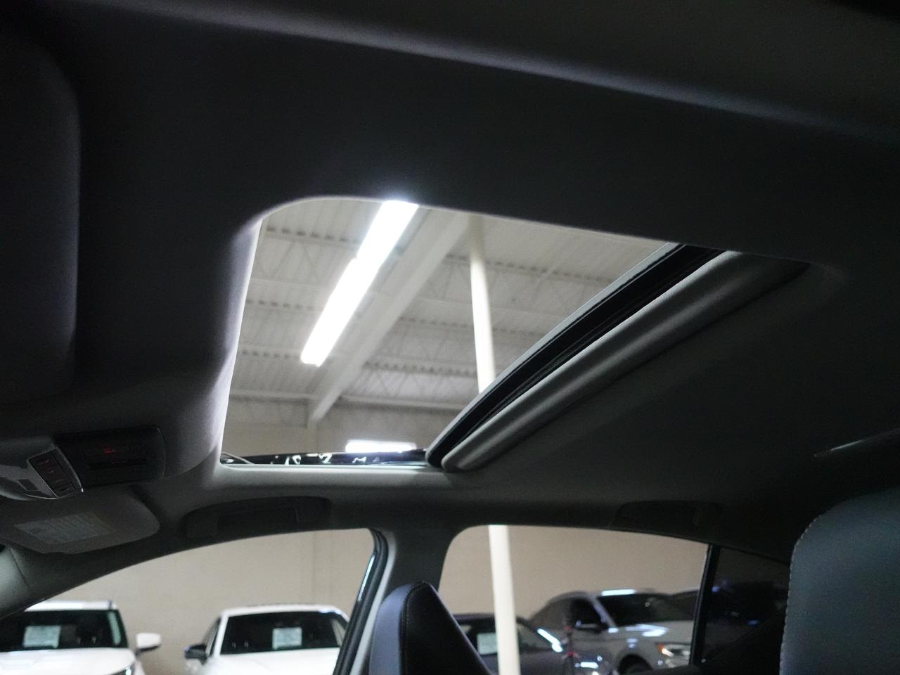 2021 Nissan Altima PLATINUM | AWD | Nav | Leather | Sunroof | CarPlay