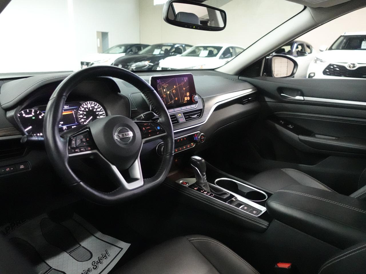 2021 Nissan Altima PLATINUM | AWD | Nav | Leather | Sunroof | CarPlay