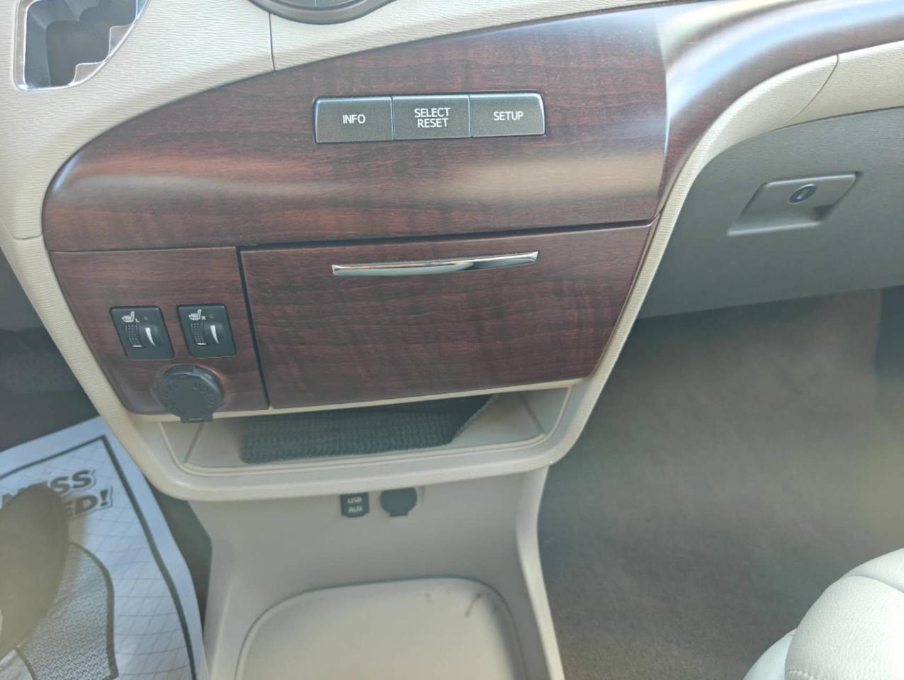 2012 Toyota Sienna 5dr V6 XLE 7-Pass FWD - Photo #13