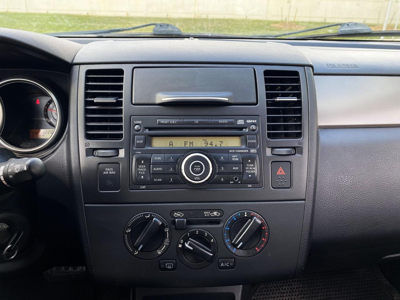 2008 Nissan Versa SL - AUTO - Photo #13