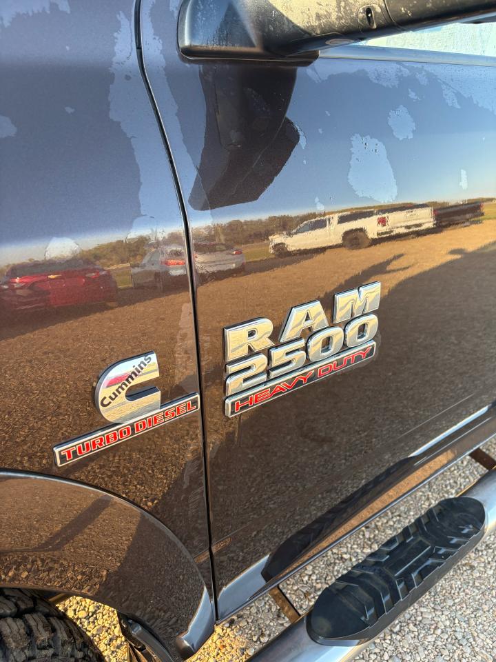 2017 RAM 2500 4WD CREW CAB 149" SLT - Photo #4