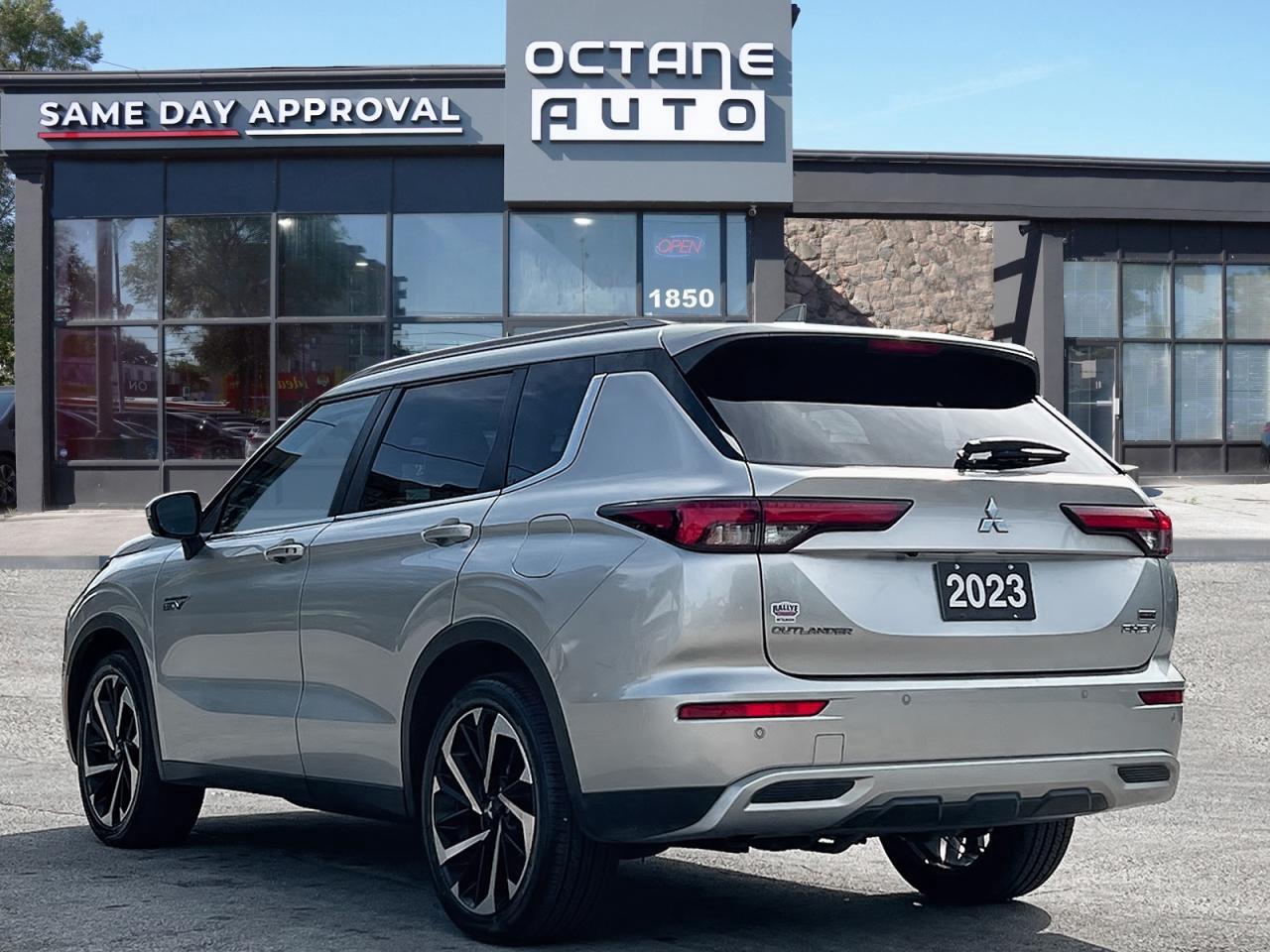 2023 Mitsubishi Outlander Phev SEL S-AWC Photo