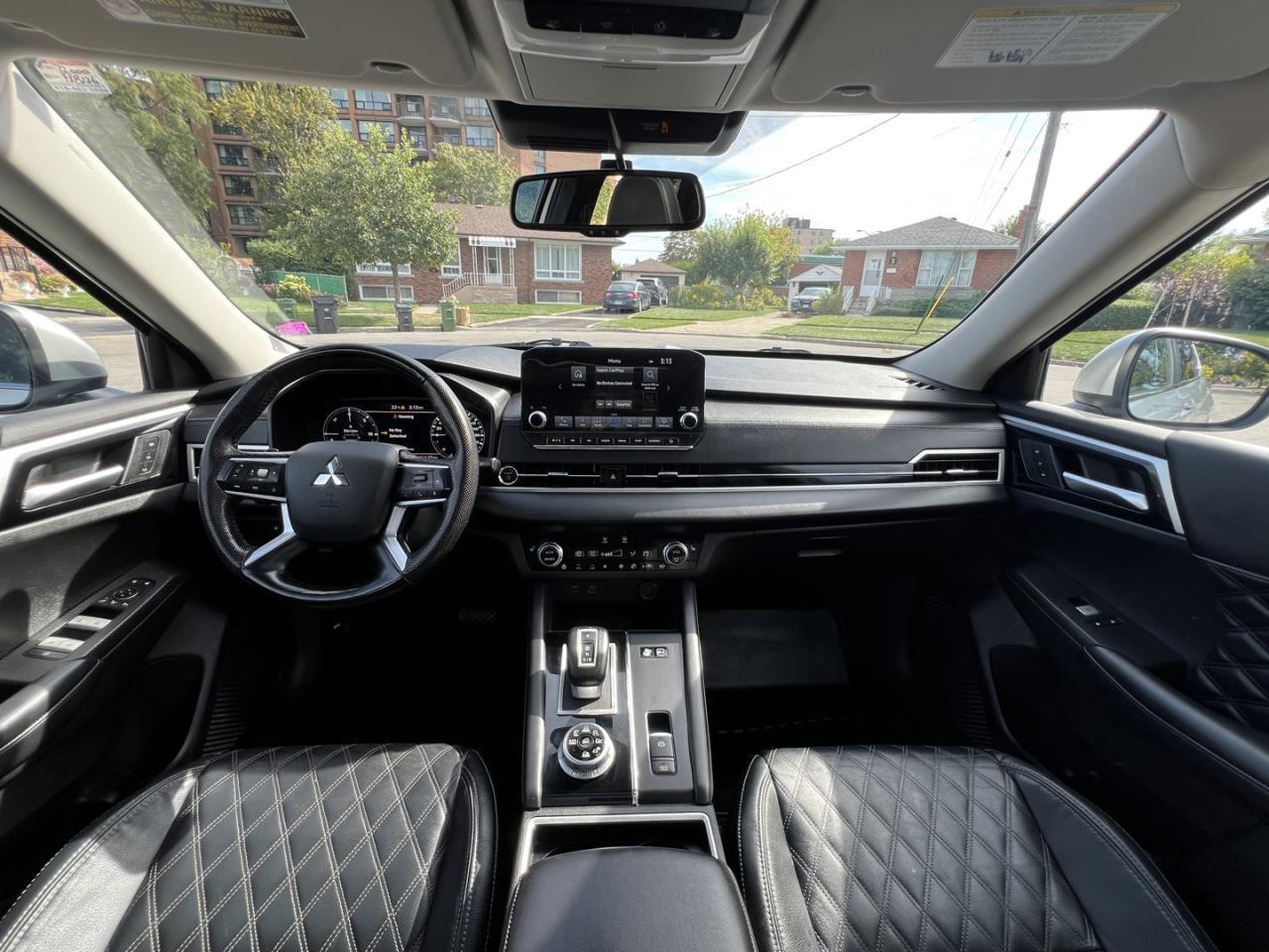 2023 Mitsubishi Outlander Phev SEL S-AWC Photo