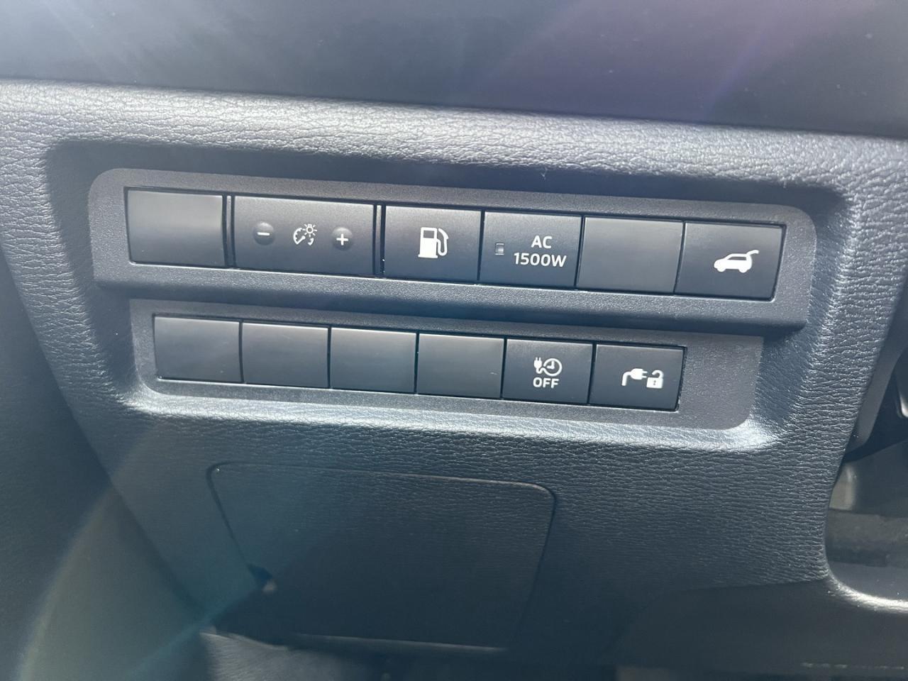 2023 Mitsubishi Outlander Phev SEL S-AWC Photo