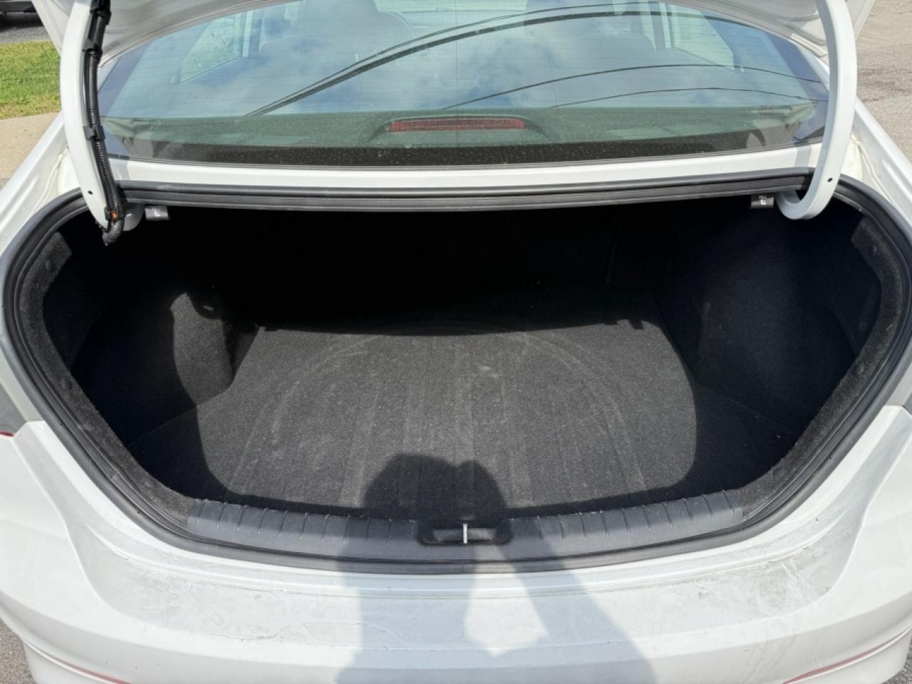 2017 Hyundai Elantra SE/ LOW MILEAGE/ BLINDSPOT/ REAR CAM/ APPLE CARPLA - Photo #17