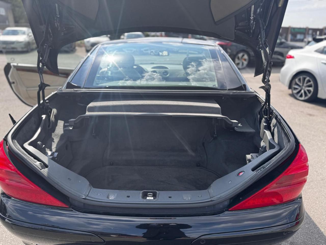 2003 Mercedes-Benz SL-Class 5.0L AUTO NAVIGATION CONVERTABLE HARD TOP - Photo #13