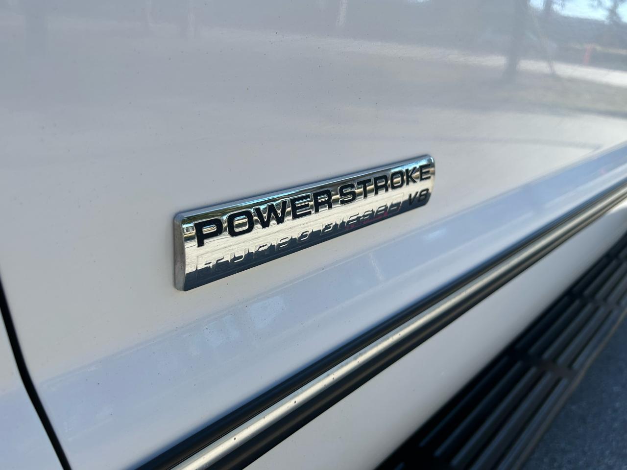 2005 Ford SUPER DUTY F-350 DRW Lariat - Photo #11