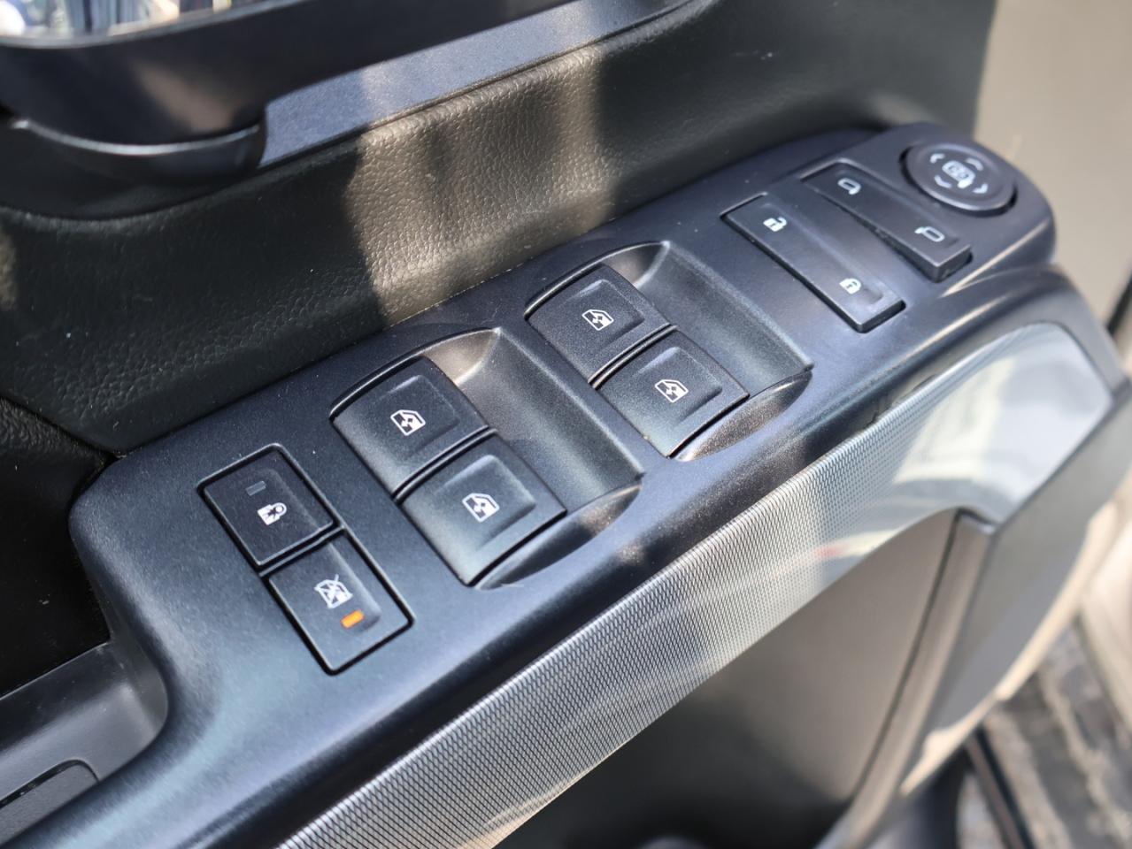 2017 Chevrolet Silverado 1500 V8 LT-Z71 CREW 4WD CERTIFIED *ACCIDENT FREE* CAMERA BLUETOOTH HEATED SEATS CRUISE ALLOYS - Photo #26