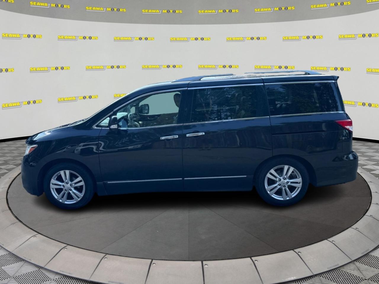 2011 Nissan Quest  - Photo #6