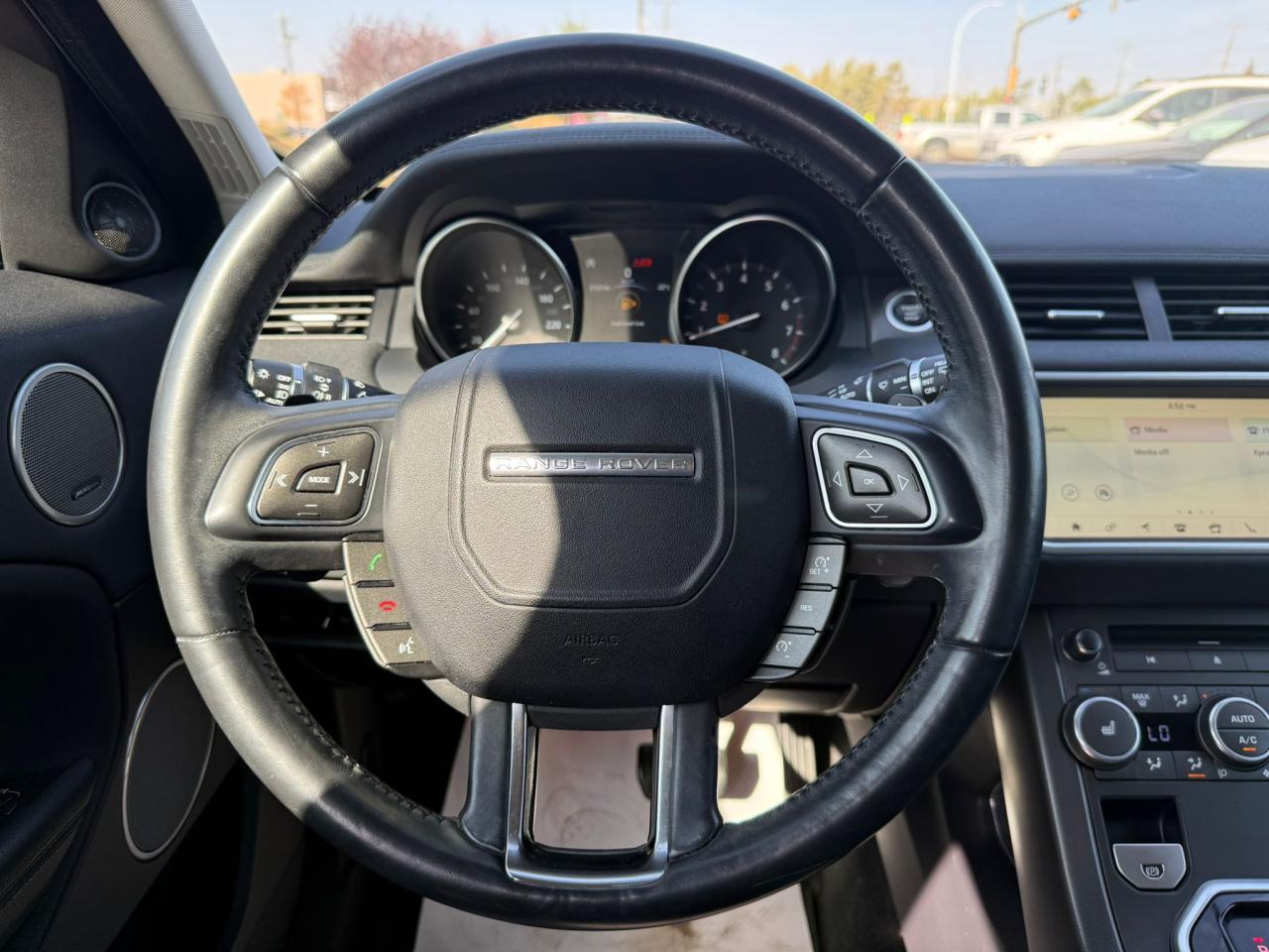 2018 Land Rover Range Rover Evoque SE AWD | ALL CREDIT ACCEPTED!! - Photo #9