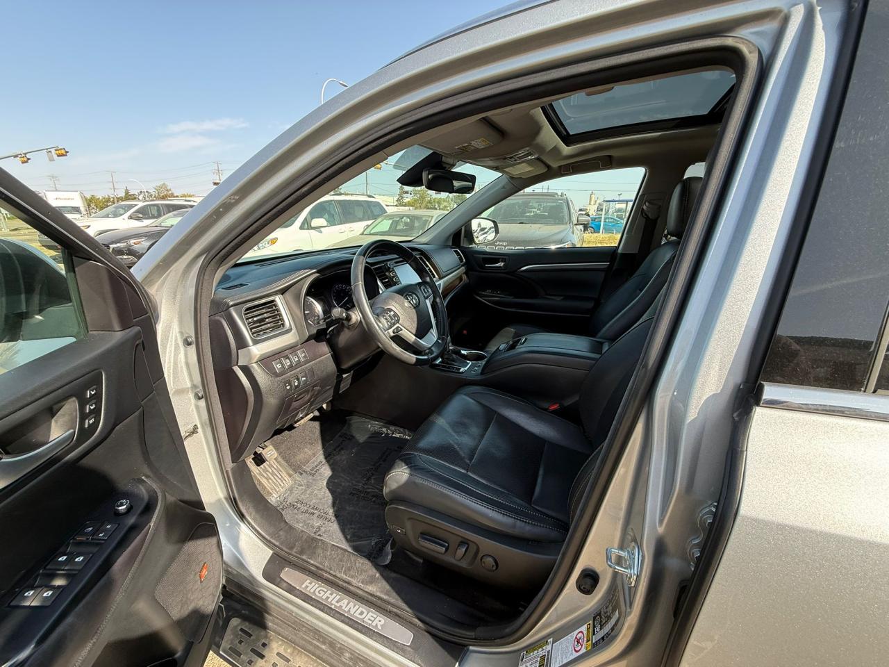 2017 Toyota Highlander Limited | ALL CREDIT ACCEPTED!! - Photo #14